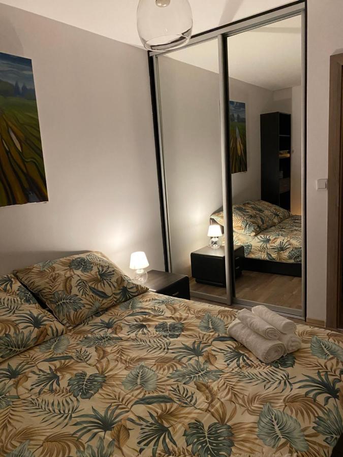 Dyrekcyjna Apartment Βρότσλαβ Εξωτερικό φωτογραφία