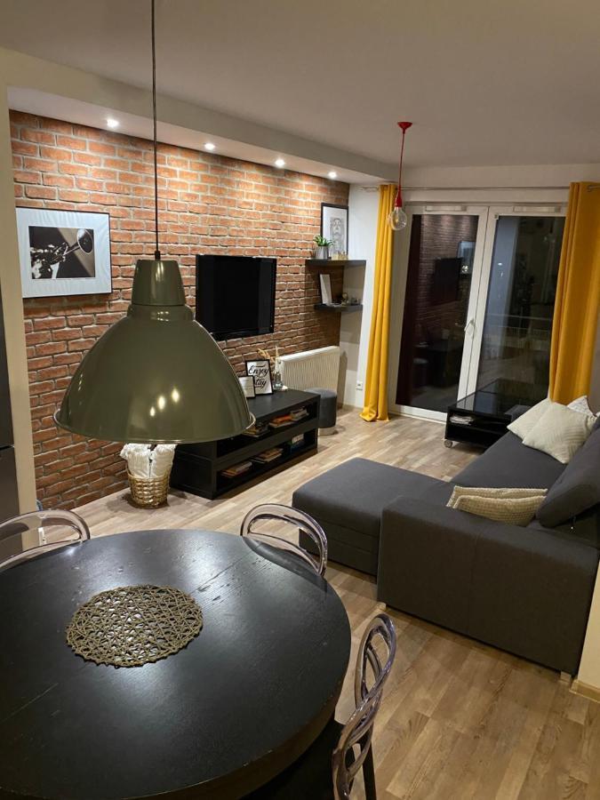 Dyrekcyjna Apartment Βρότσλαβ Εξωτερικό φωτογραφία